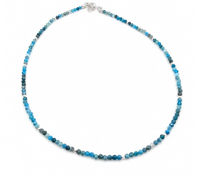 Collares Pierdra by Hebron J.